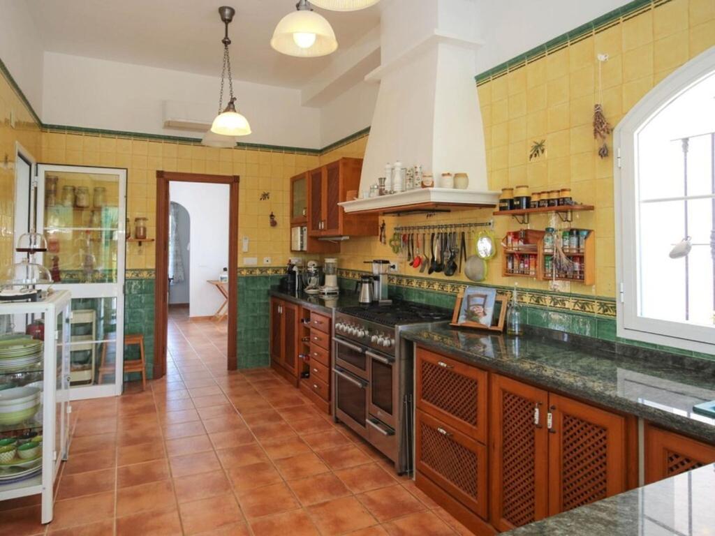 With Private Swimming Pool And Boules Court 40 Minutes From M Laga * Malaga